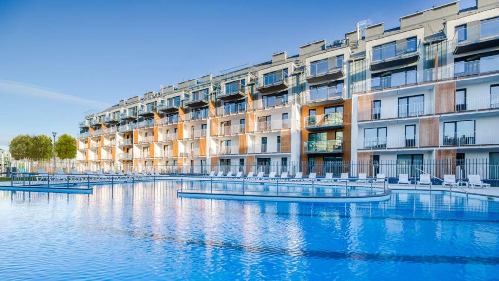 Apartamenty Familijne- Os Feniks Kołobrzeg Extérieur photo
